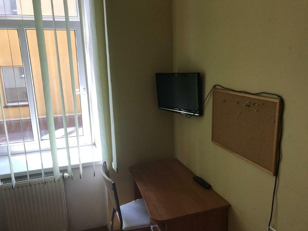 Clarus Mons Studio Hostel Częstochowa Buitenkant foto