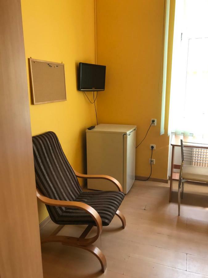 Clarus Mons Studio Hostel Częstochowa Buitenkant foto